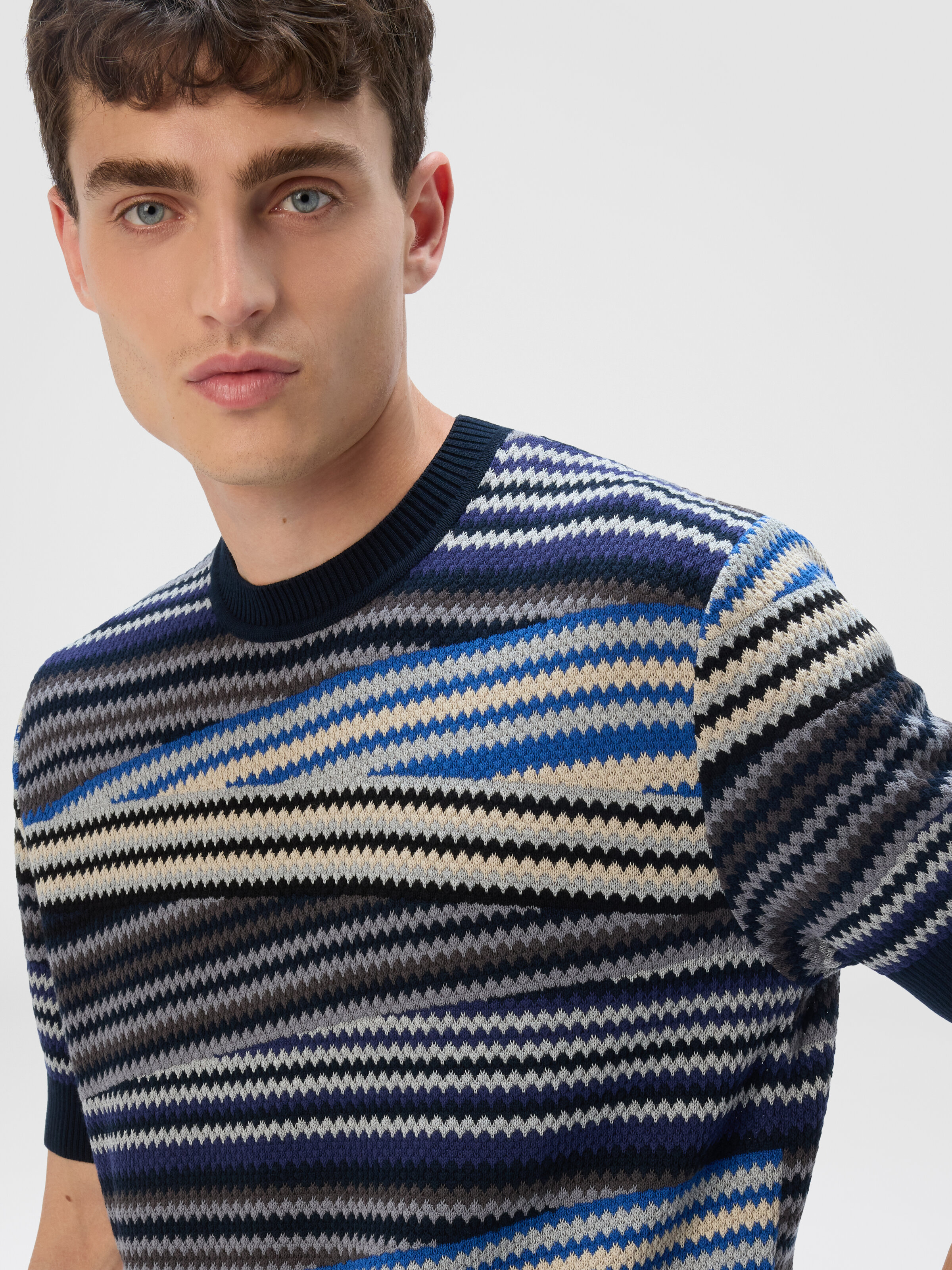 Short Sleeve T-Shirt with Striped Micro Zigzag, Blue - 4