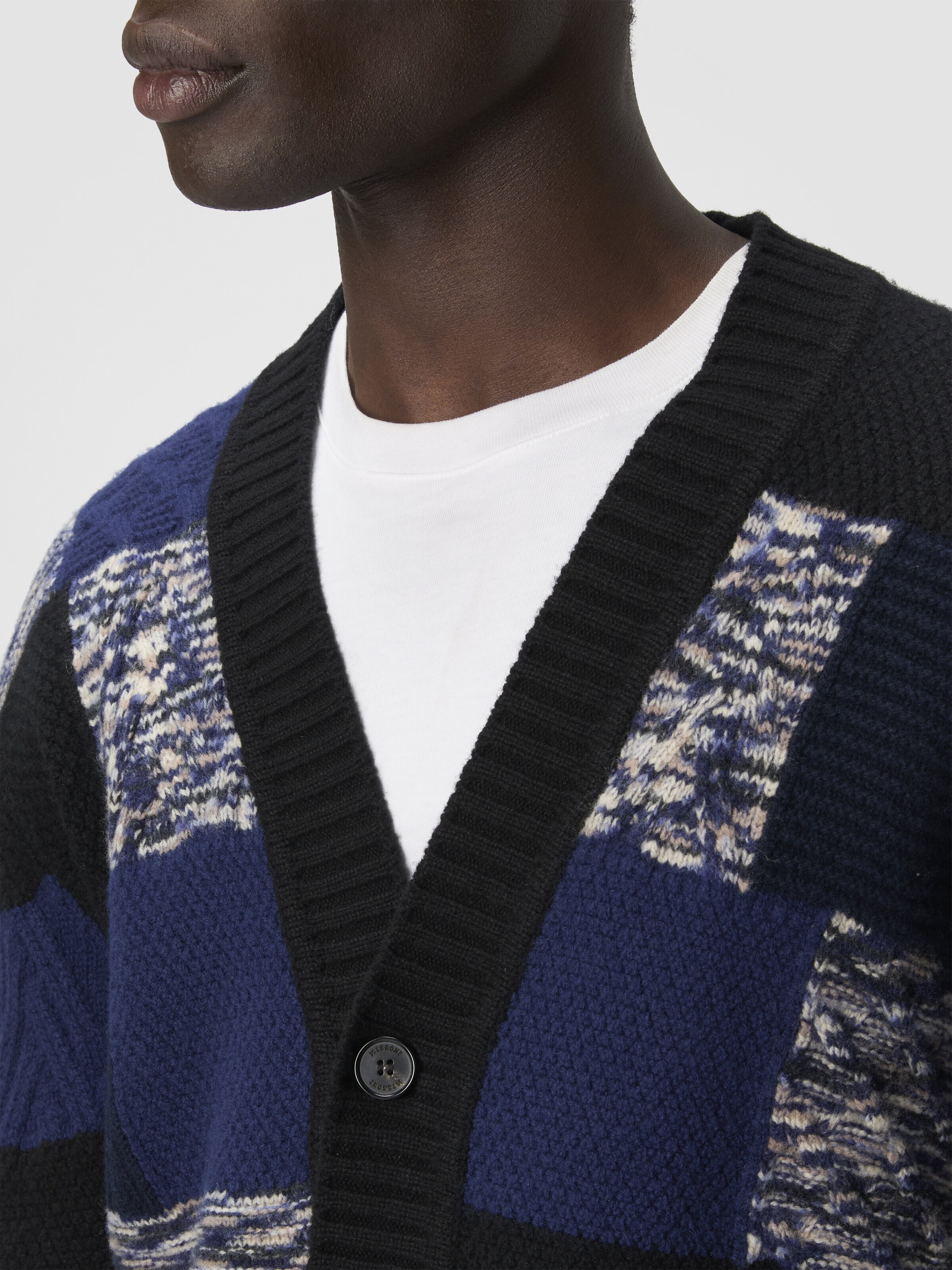 The Cardigan in Pure Wool with Flame and Zigzag Inserts, Navy Blue  - 4