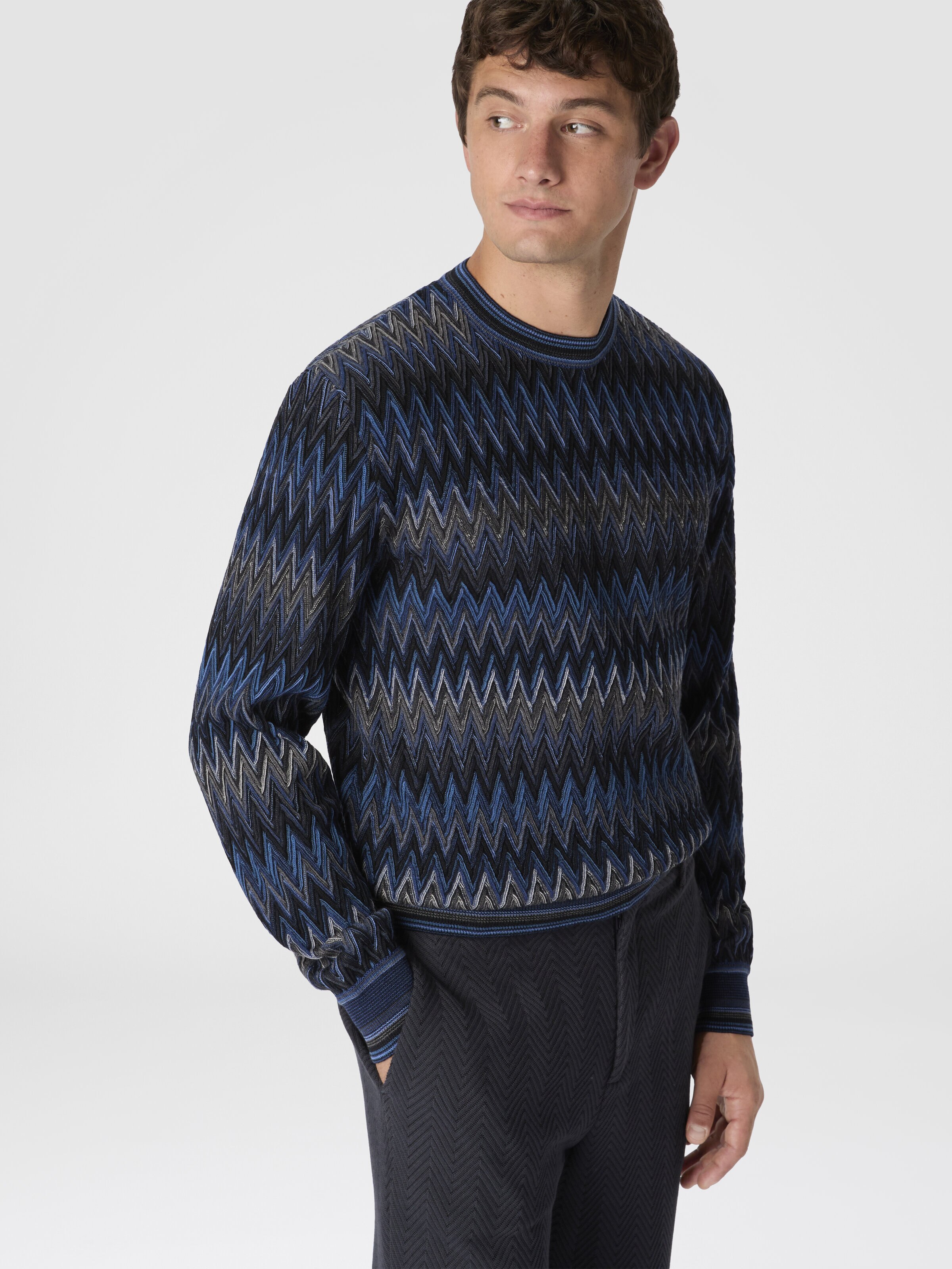 Crew Neck Sweater with 3D Zigzag Pattern, Blue & Grey - 3