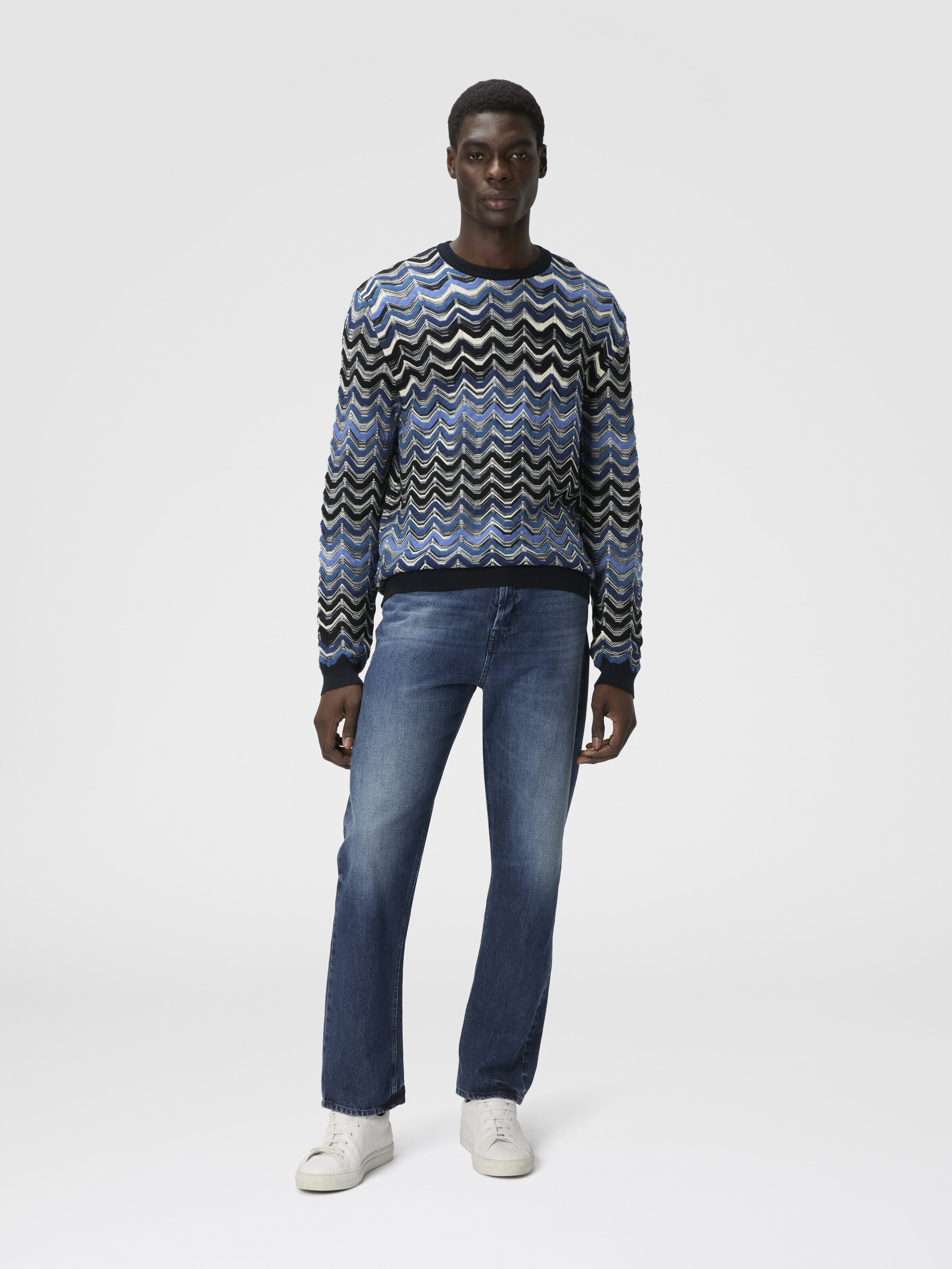 Crew Neck Sweater with Geometric Zigzag Pattern, Blue - 1