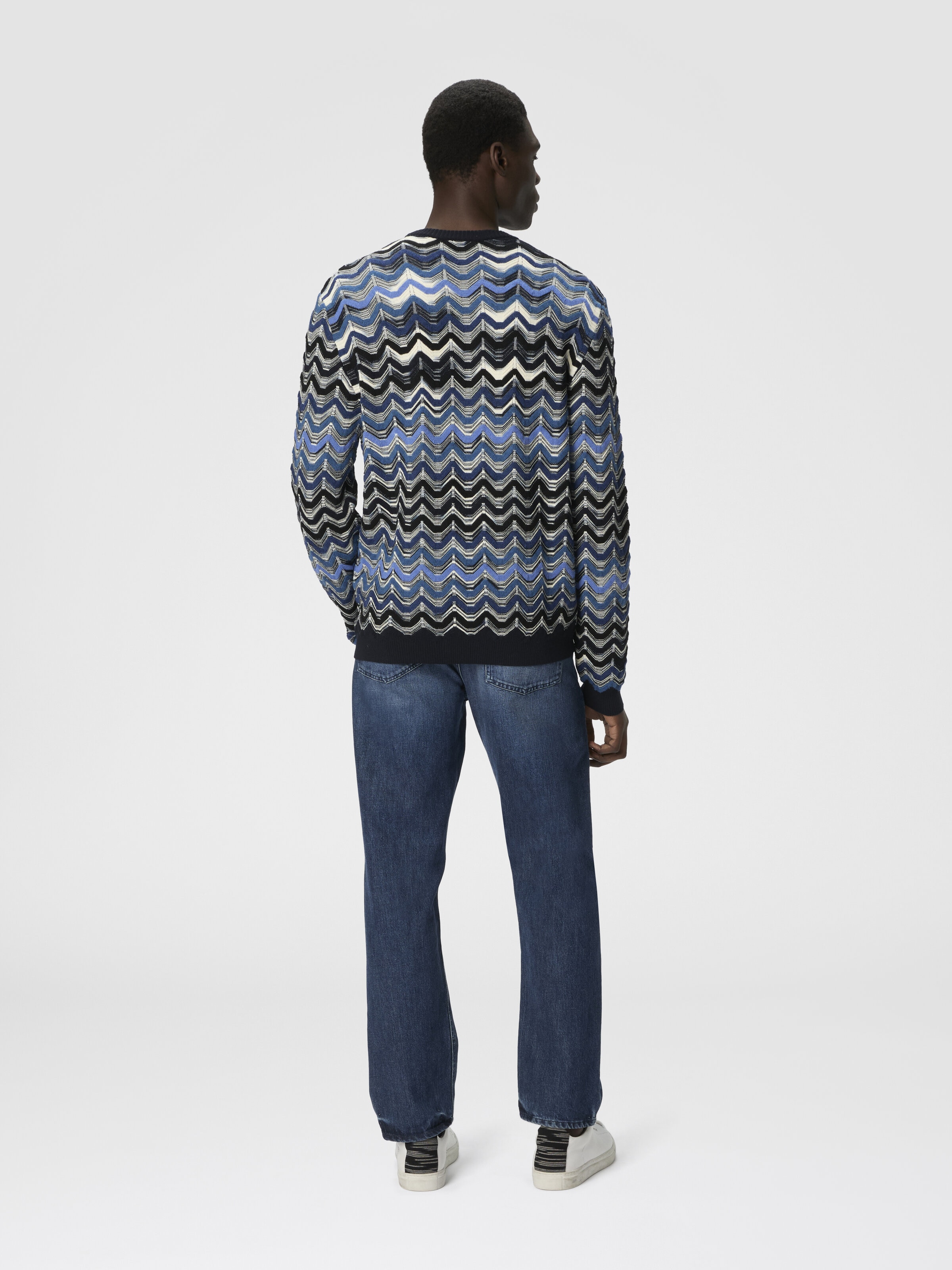 Crew Neck Sweater with Geometric Zigzag Pattern, Blue - 2