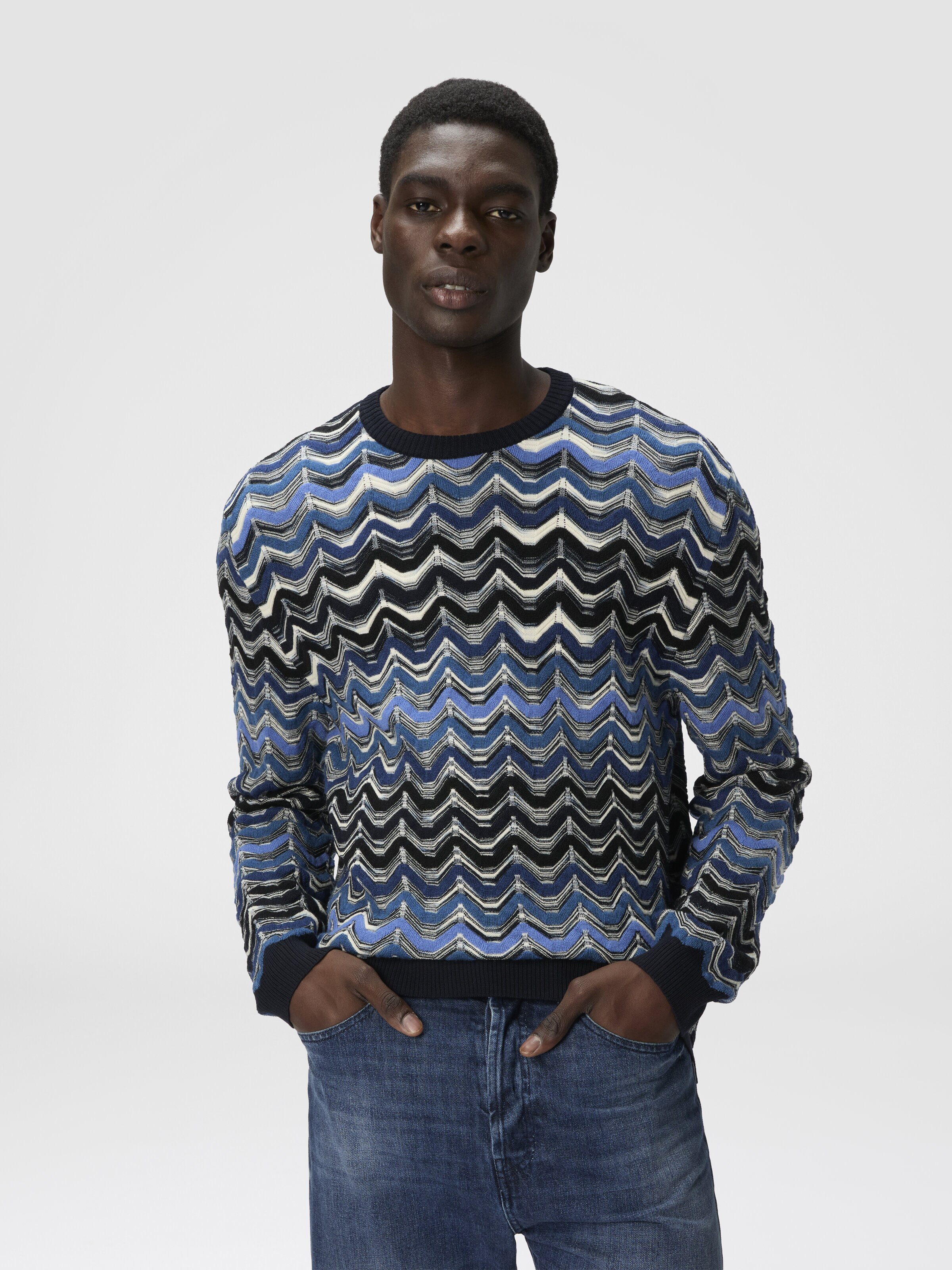 Crew Neck Sweater with Geometric Zigzag Pattern, Blue - 3