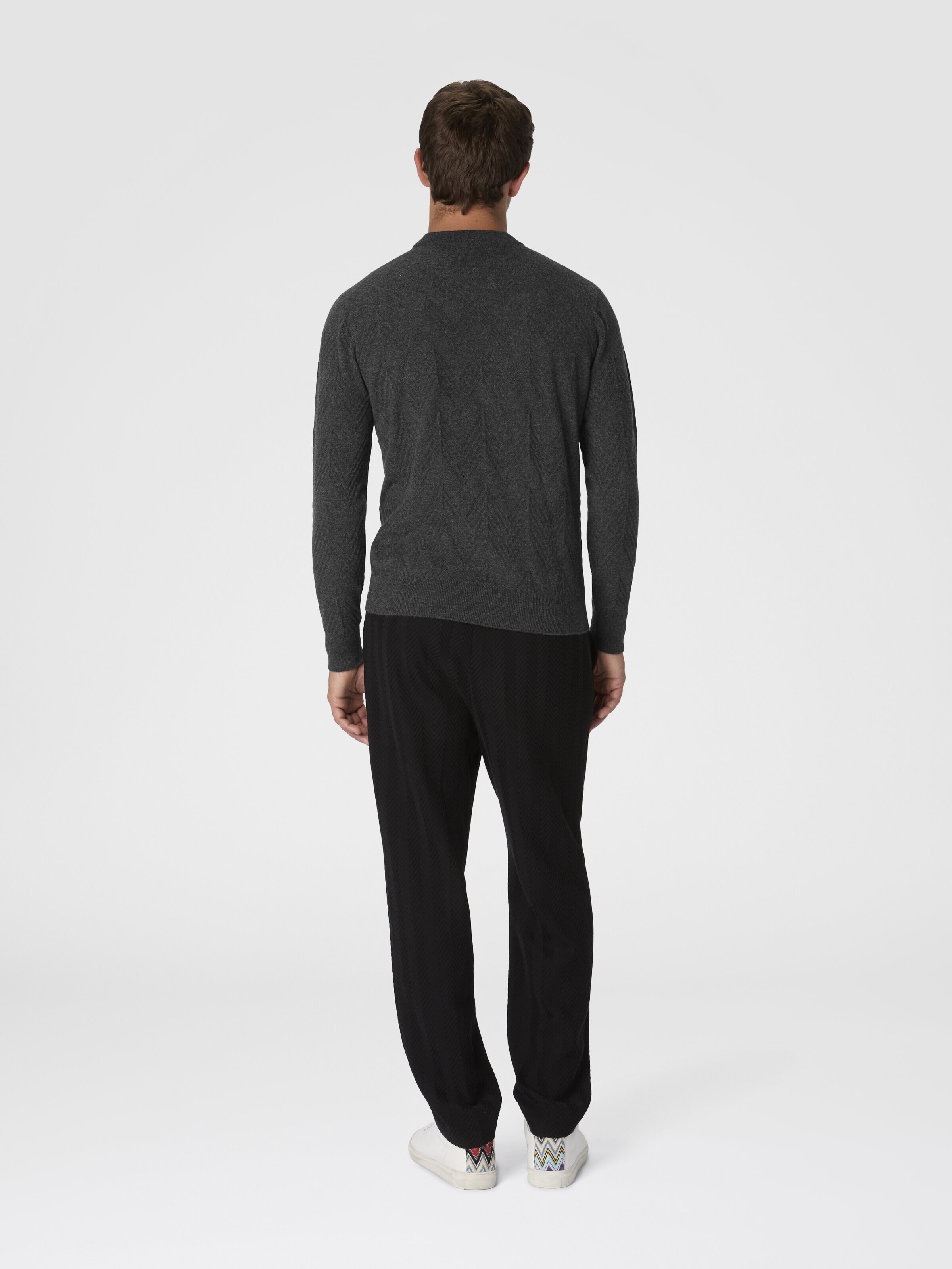 Crew Neck Sweater in Pure Cashmere with Chevron Pattern, Grey - 2