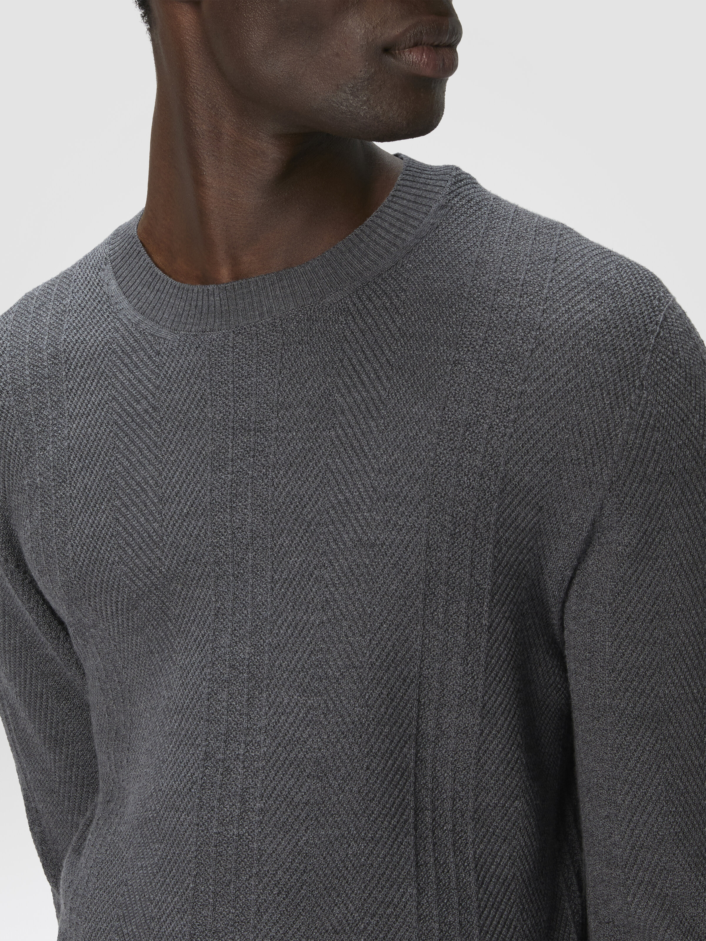 Crew Neck Sweater in Wool with Chevron Pattern, Grey - 4