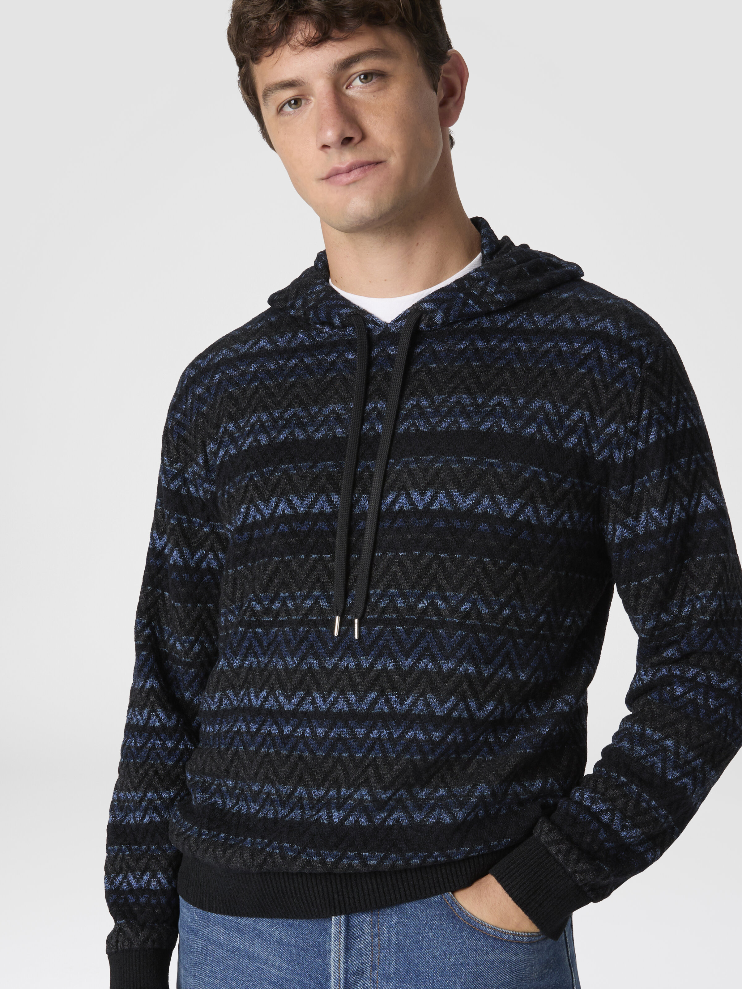 Hooded Sweater in Wool Blend with Zigzag Pattern, Black & Blue - 3