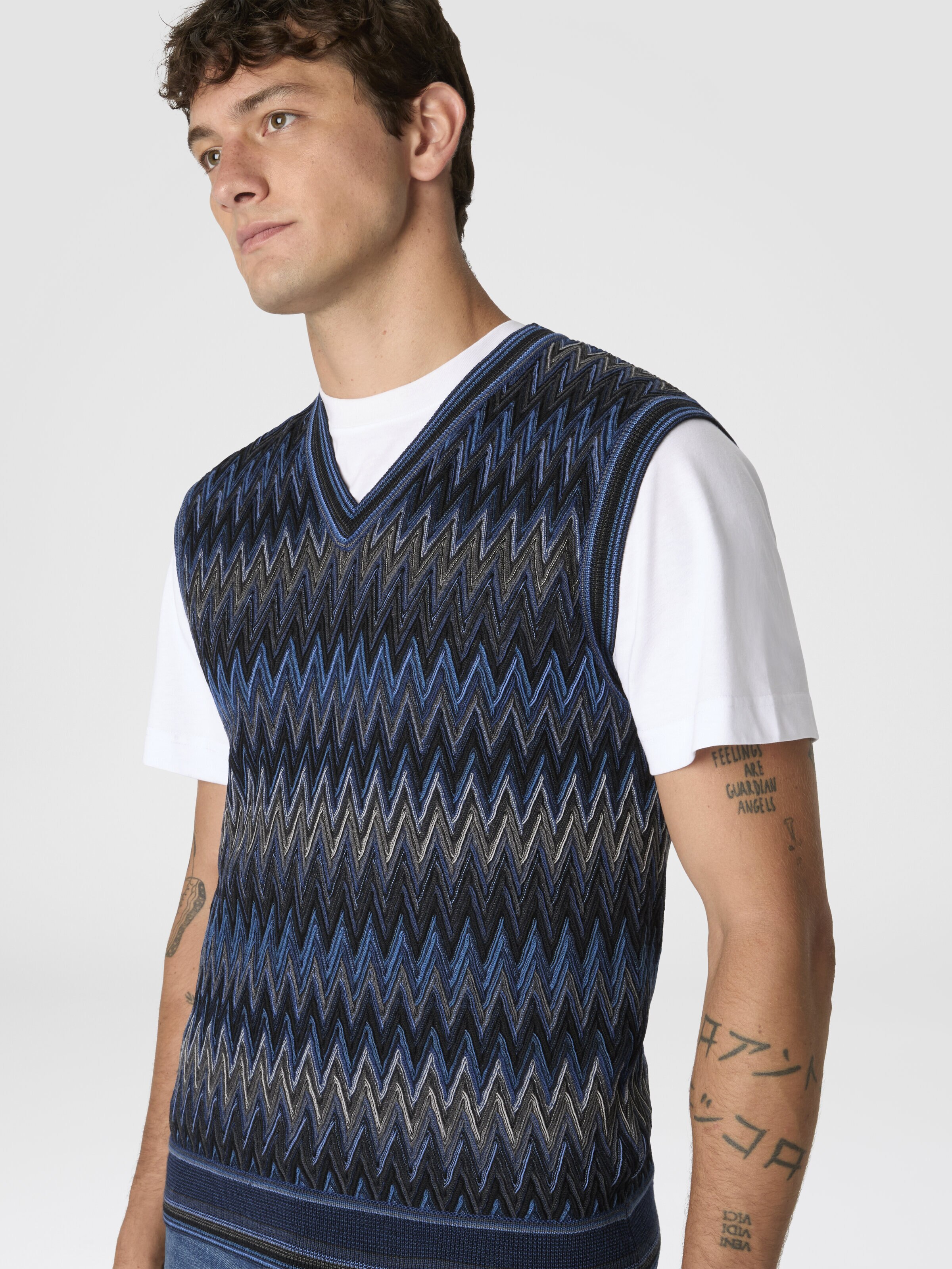 V-Neck Vest with Zigzag Pattern, Blue & Grey - 3
