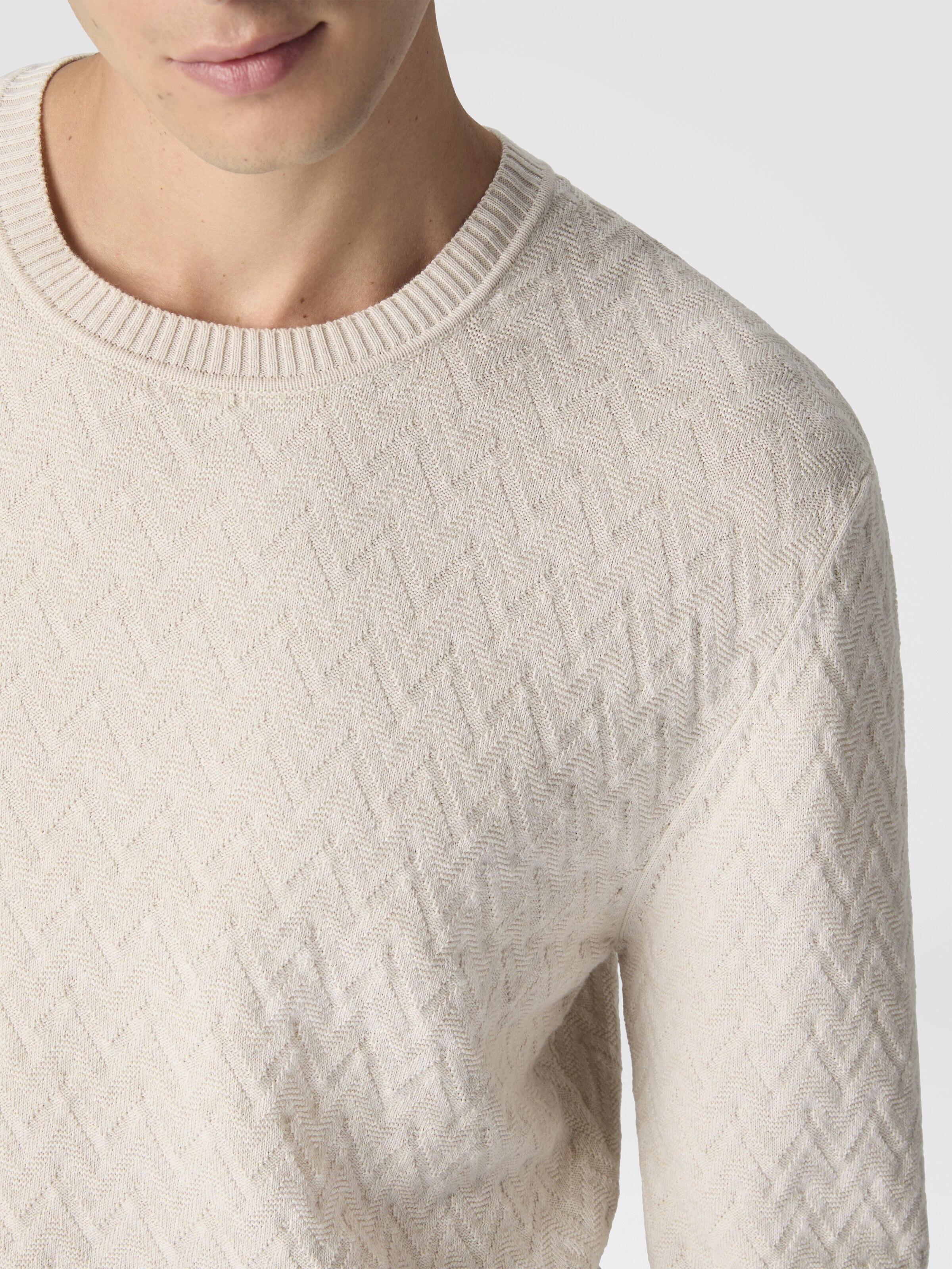 Jersey de cuello redondo en lana y algodón con motivo de zigzag tono sobre tono, Beige - 4